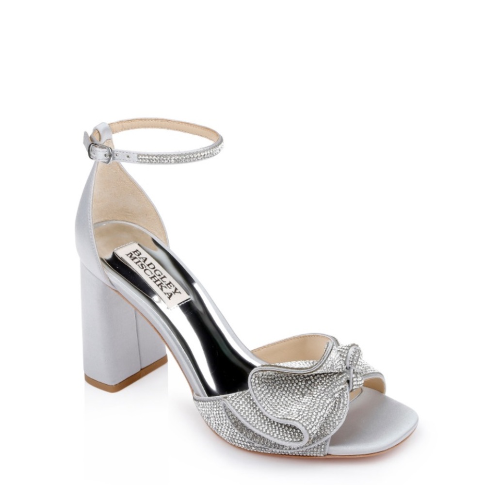 BADGLEY MISCHKA Poppy Rhinestone Bejeweled Block Heel Silver 7.5